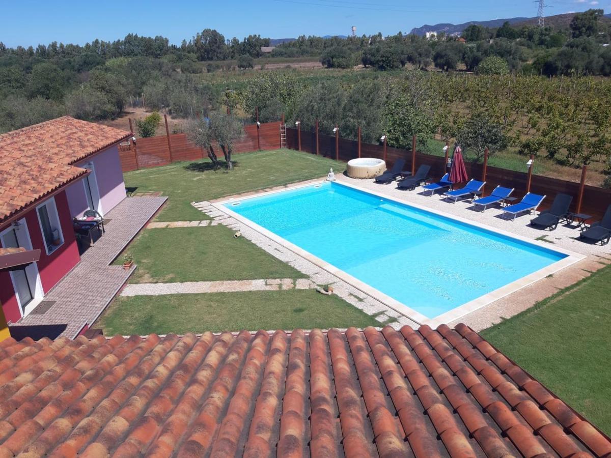 Villa Erilia San Giovanni Suergiu Luaran gambar