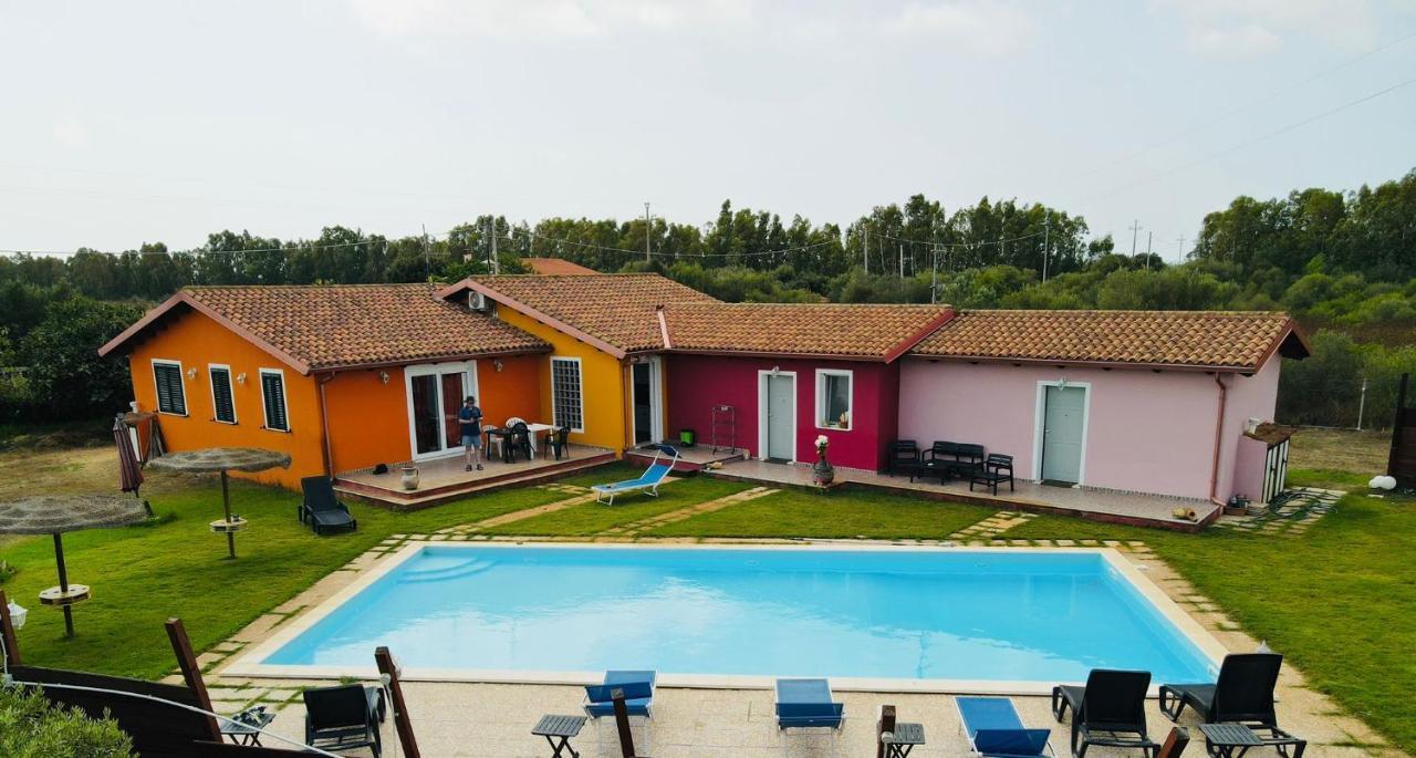 Villa Erilia San Giovanni Suergiu Luaran gambar