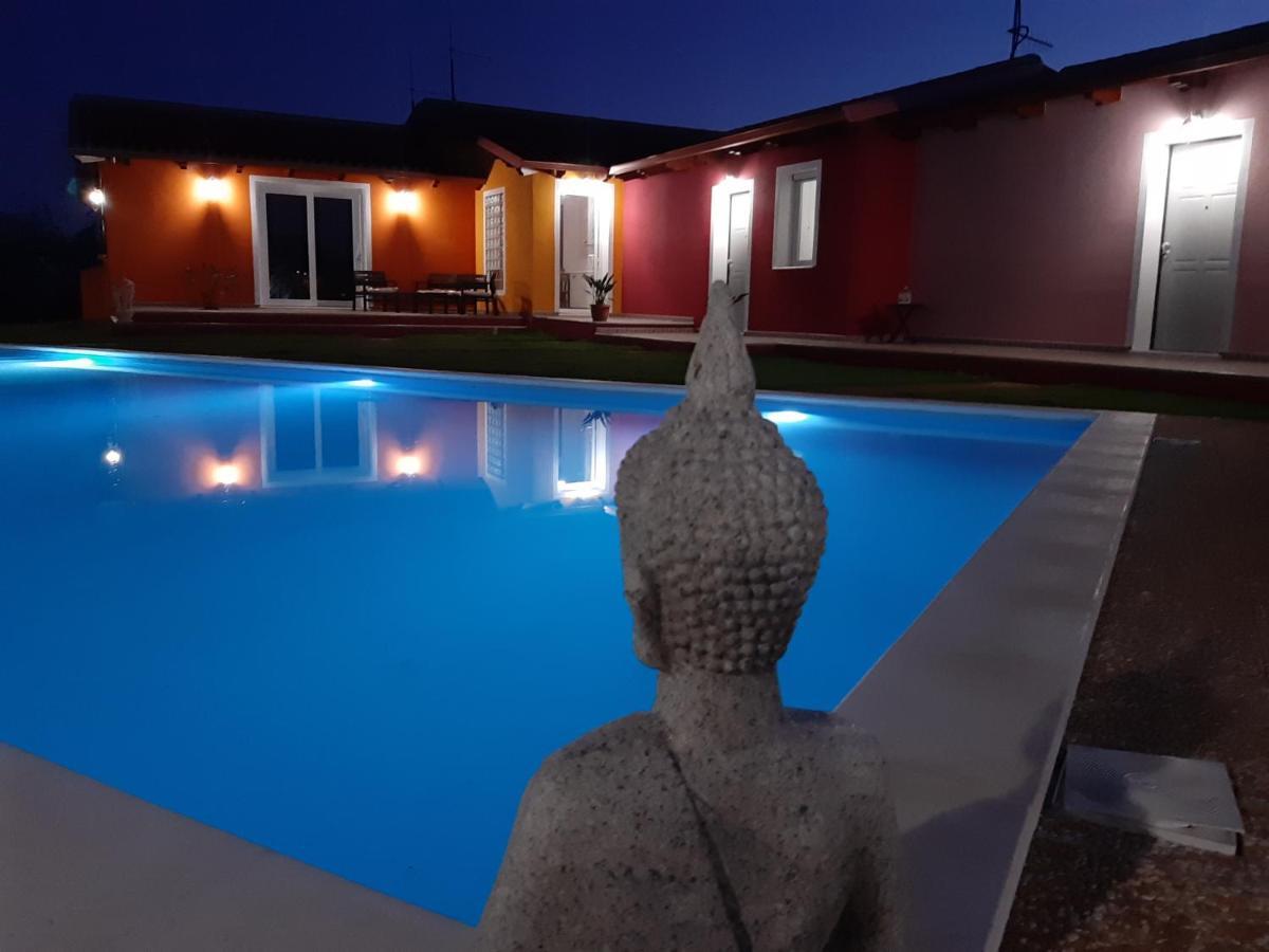 Villa Erilia San Giovanni Suergiu Luaran gambar