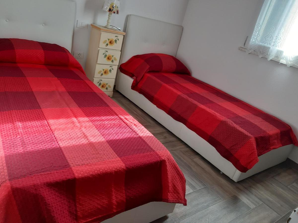 Villa Erilia San Giovanni Suergiu Luaran gambar