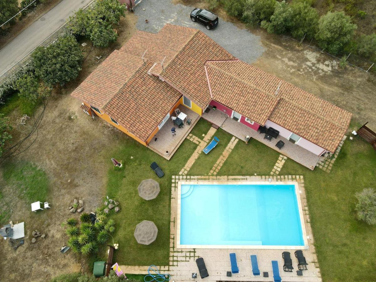 Villa Erilia San Giovanni Suergiu Luaran gambar