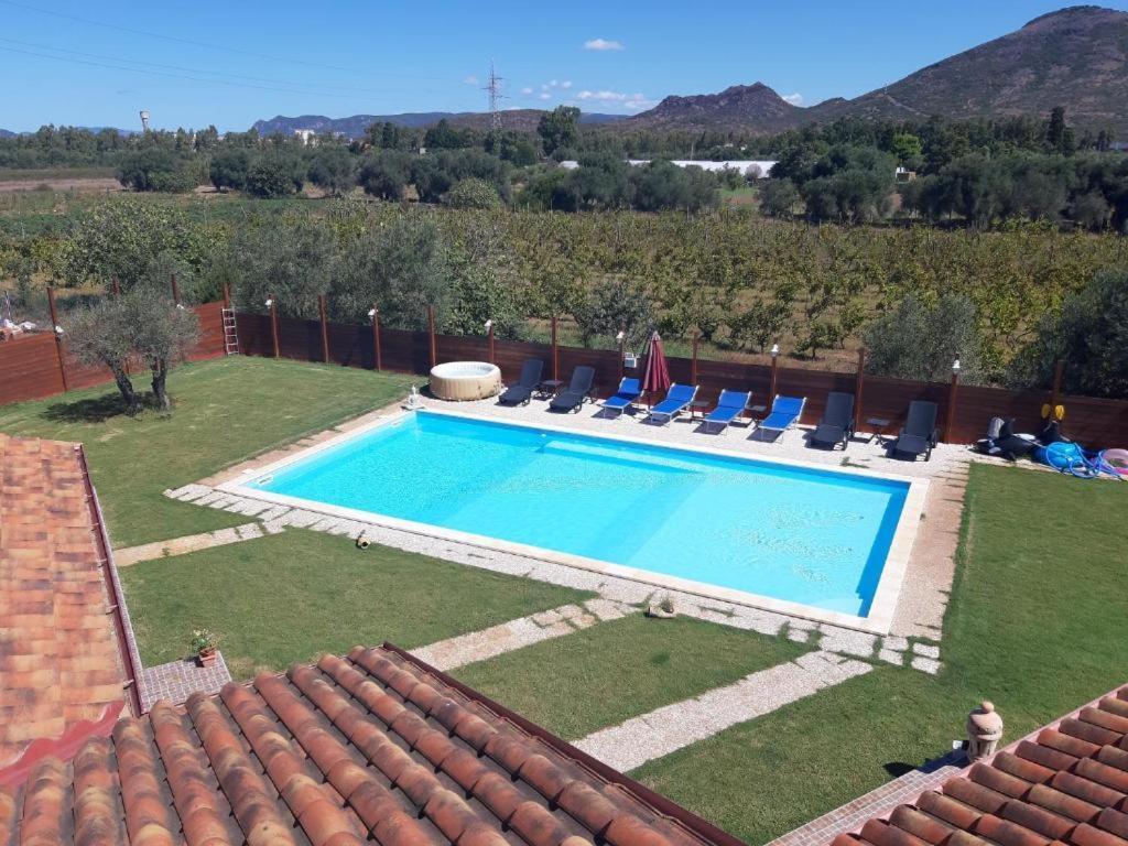Villa Erilia San Giovanni Suergiu Luaran gambar